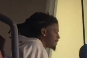 想去哪个队？莫兰特现场观战勇士VS太阳